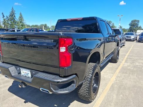 Used 2022 Chevrolet Silverado 1500 RST AWD/4WD image 6