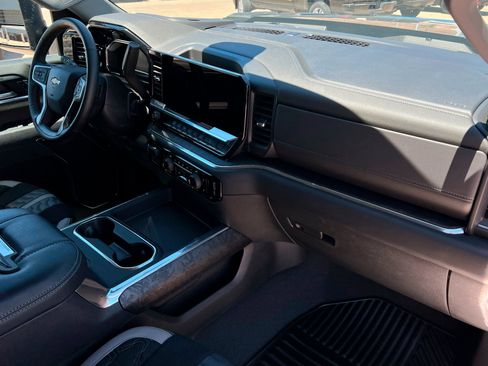 New 2025 Chevrolet Silverado 2500 LT w/ Z71 Chrome Sport Edition image 24