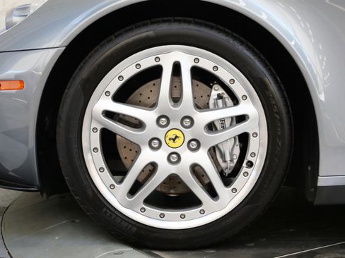 Used 2005 Ferrari 612 Scaglietti image 9