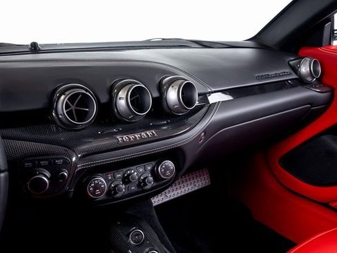 Used 2015 Ferrari F12 Berlinetta image 31