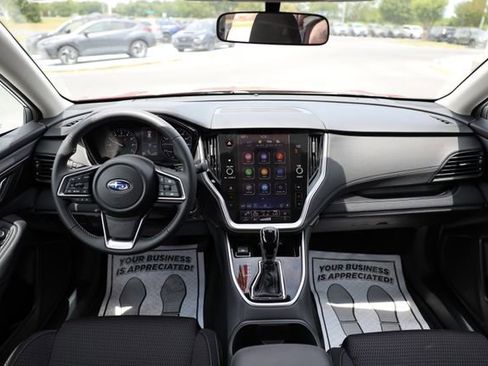 Certified 2025 Subaru Outback Premium AWD/4WD image 13