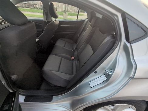 Used 2025 Toyota Camry LE image 9