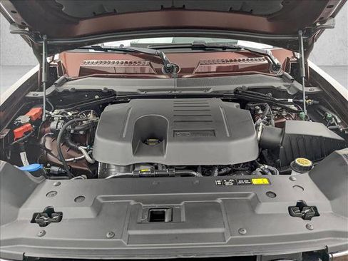 New 2025 Land Rover Defender 130 S image 24