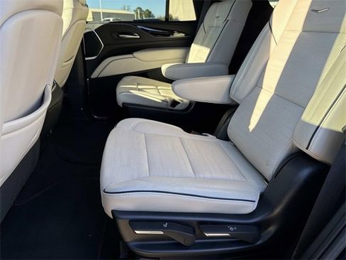 Used 2021 Cadillac Escalade Sport w/ Driver Assist Tech Package image 14