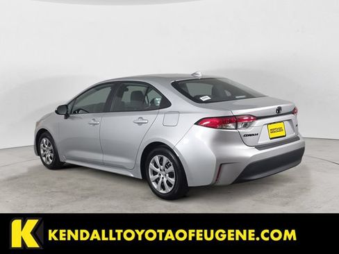 Certified 2025 Toyota Corolla LE FWD image 7