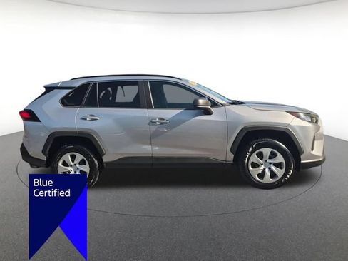 Used 2021 Toyota RAV4 LE FWD image 2
