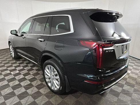 Used 2024 Cadillac XT6 Premium Luxury w/ LPO, Floor Liner Package AWD/4WD image 5