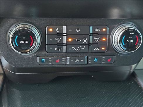 Used 2021 Ford F250 Platinum AWD/4WD image 20
