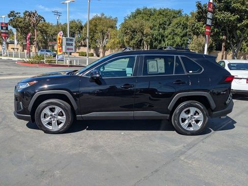 Used 2021 Toyota RAV4 XLE image 12