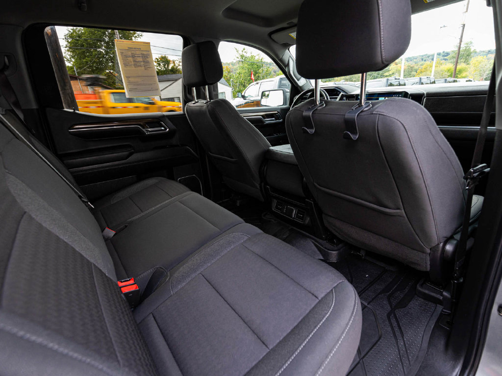 Used 2024 Chevrolet Silverado 1500 RST w/ Protection Package AWD/4WD image 29