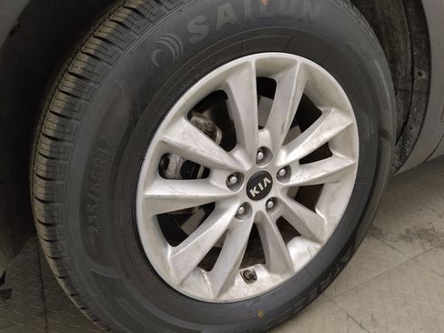 Used 2019 Kia Sorento FWD w/ LX Convenience Package image 31