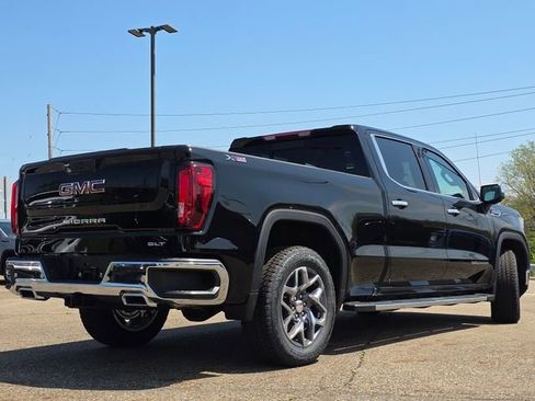 New 2026 GMC Sierra 1500 SLT w/ SLT Premium Plus Package AWD/4WD image 17