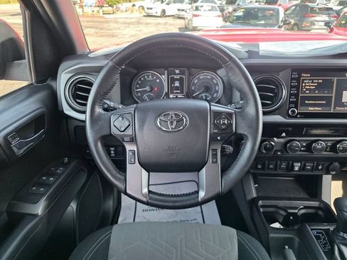 Used 2021 Toyota Tacoma TRD Sport w/ Technology Package AWD/4WD image 32