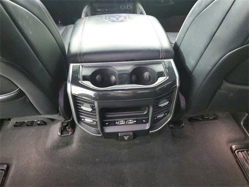 Used 2019 RAM 1500 Laramie image 13