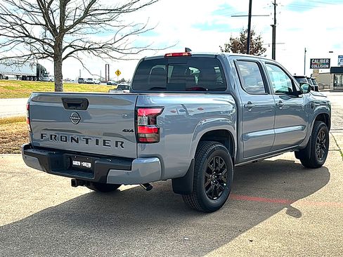 New 2026 Nissan Frontier SV w/ SV Convenience Package image 8