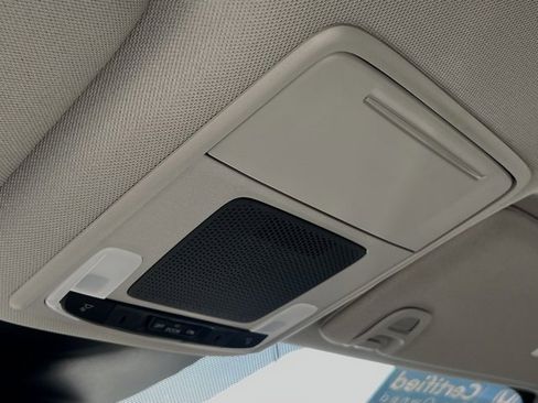 Certified 2025 Honda Pilot EX-L image 32