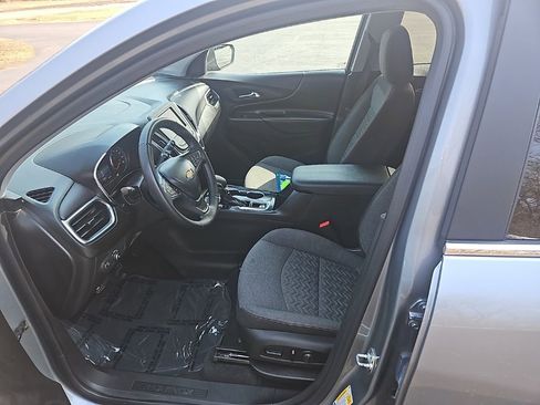 Used 2023 Chevrolet Equinox LT image 15