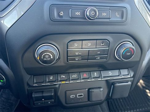 Certified 2025 Chevrolet Silverado 2500 Custom w/ Custom Value Package image 23