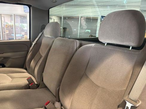 Used 2004 GMC Sierra 1500 SLE w/ Light Duty Power Package AWD/4WD image 27