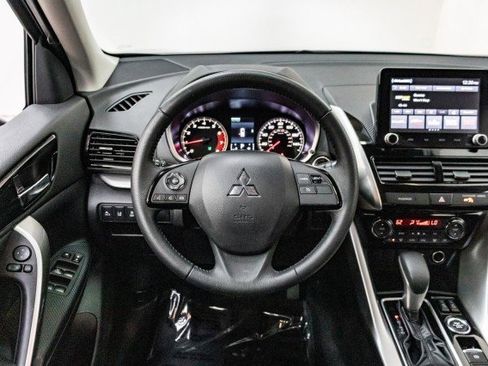Used 2023 Mitsubishi Eclipse Cross SE image 23