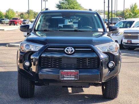 Used 2022 Toyota 4Runner SR5 AWD/4WD image 8