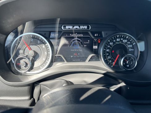 Used 2023 RAM 1500 Big Horn AWD/4WD image 19