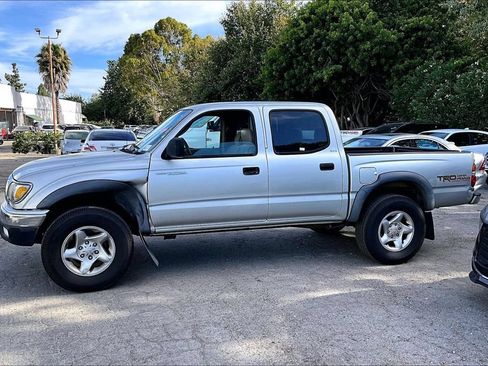 Used 2004 Toyota Tacoma PreRunner RWD image 7