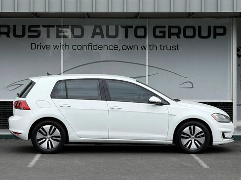 Used 2015 Volkswagen e-Golf SEL Premium FWD image 5