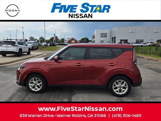 Used 2023 Kia Soul S FWD image 4