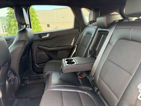 Used 2024 Ford Escape ST-Line w/ Tech Pack #1 image 31