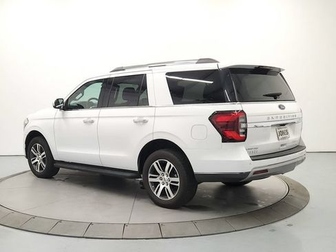 Used 2024 Ford Expedition Limited RWD image 5
