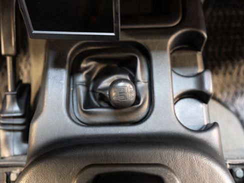 Used 1997 Land Rover Defender 90 image 66