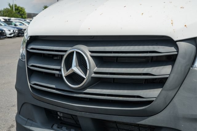 Used 2024 Mercedes-Benz Sprinter 2500 image 11