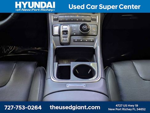 Certified 2023 Hyundai Santa Fe Limited FWD image 23
