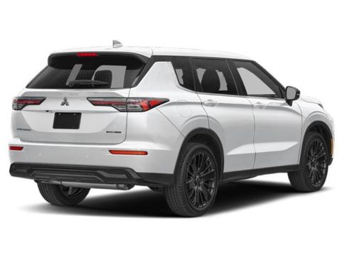 New 2026 Mitsubishi Outlander LE AWD/4WD image 2