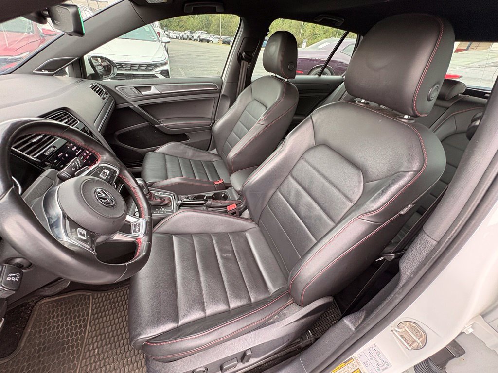 Used 2020 Volkswagen GTI Autobahn FWD image 21