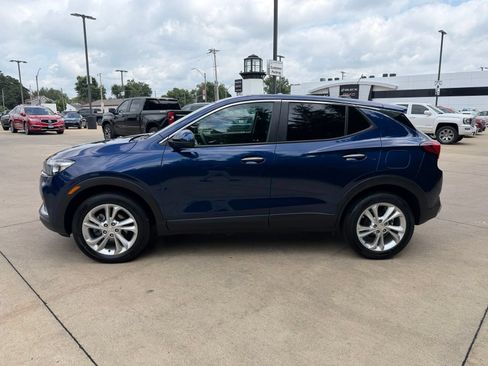 Used 2023 Buick Encore GX Preferred w/ Cold Weather Comfort Package AWD/4WD image 8