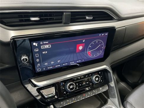 Used 2024 GMC Sierra 1500 Denali w/ Denali Reserve Package image 27