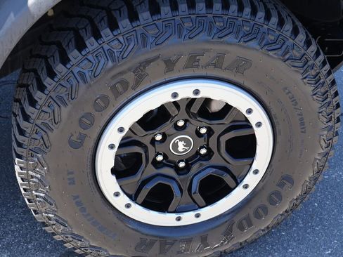 Used 2021 Ford Bronco Big Bend w/ Sasquatch Package AWD/4WD image 29