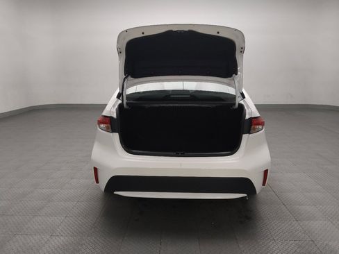 Used 2022 Toyota Corolla LE image 29