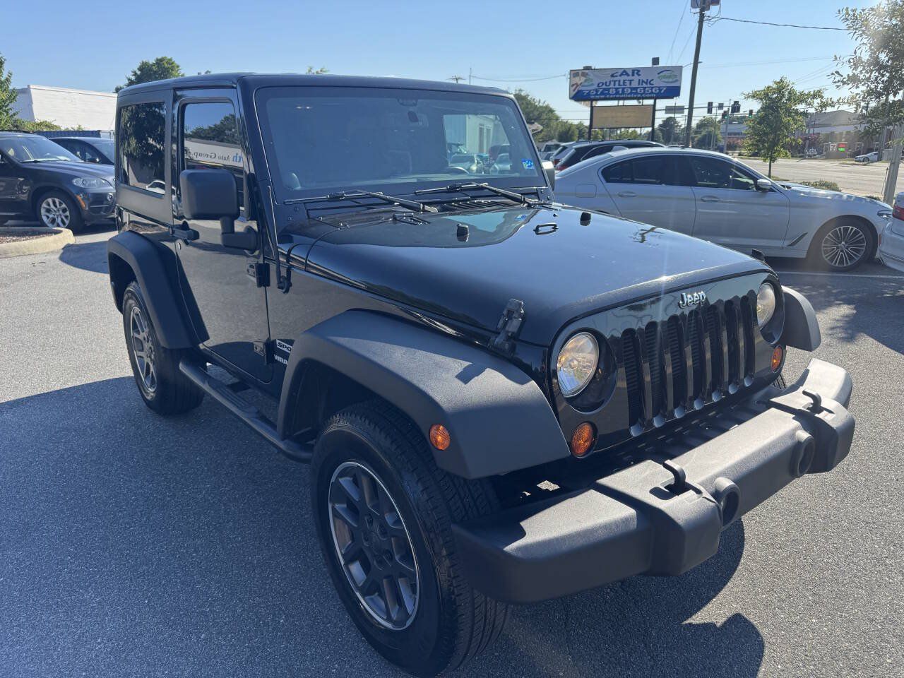 Used 2013 Jeep Wrangler Sport AWD/4WD image 4
