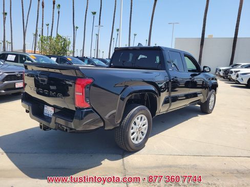 Used 2025 Toyota Tacoma SR5 RWD image 4