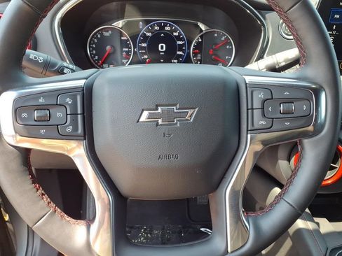 Used 2025 Chevrolet Blazer RS FWD image 12