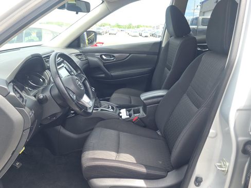 Used 2020 Nissan Rogue SV AWD/4WD image 6