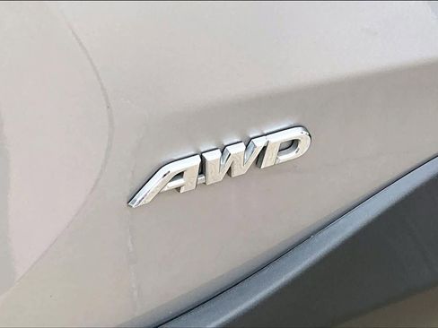 Used 2021 Toyota RAV4 XLE w/ Convenience Package AWD/4WD image 30