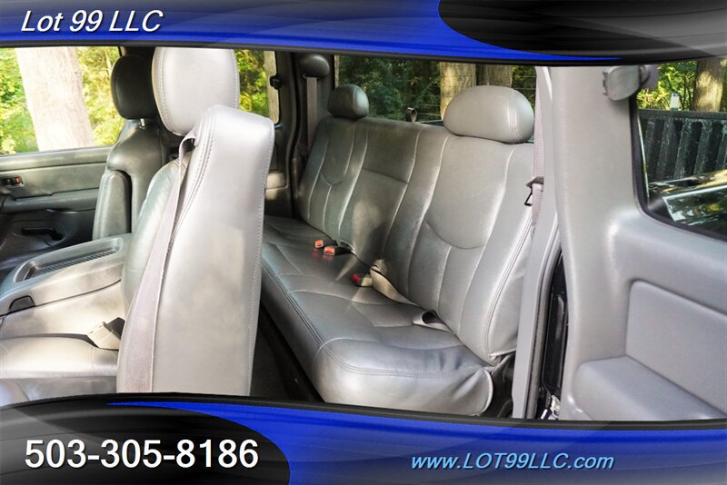Used 2004 GMC Sierra 2500 SLT w/ Heavy-Duty Power Package AWD/4WD image 13