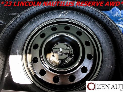 Used 2023 Lincoln Nautilus Reserve w/ Equipment Group 201A AWD/4WD image 40