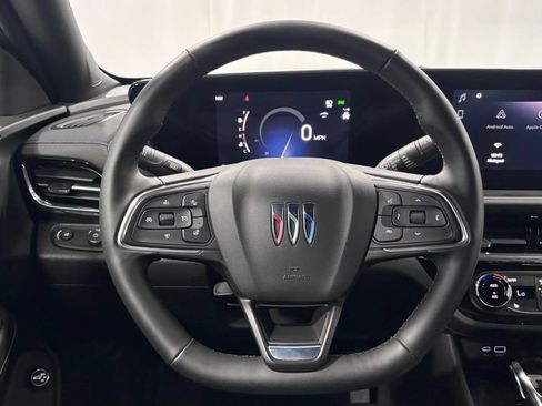 Used 2024 Buick Envista Sport Touring w/ Convenience I Package FWD image 13