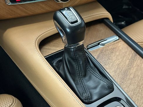 Used 2019 Volvo XC90 T6 Inscription w/ Luxury Package image 18