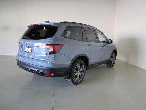 Certified 2022 Honda Pilot Sport image 24